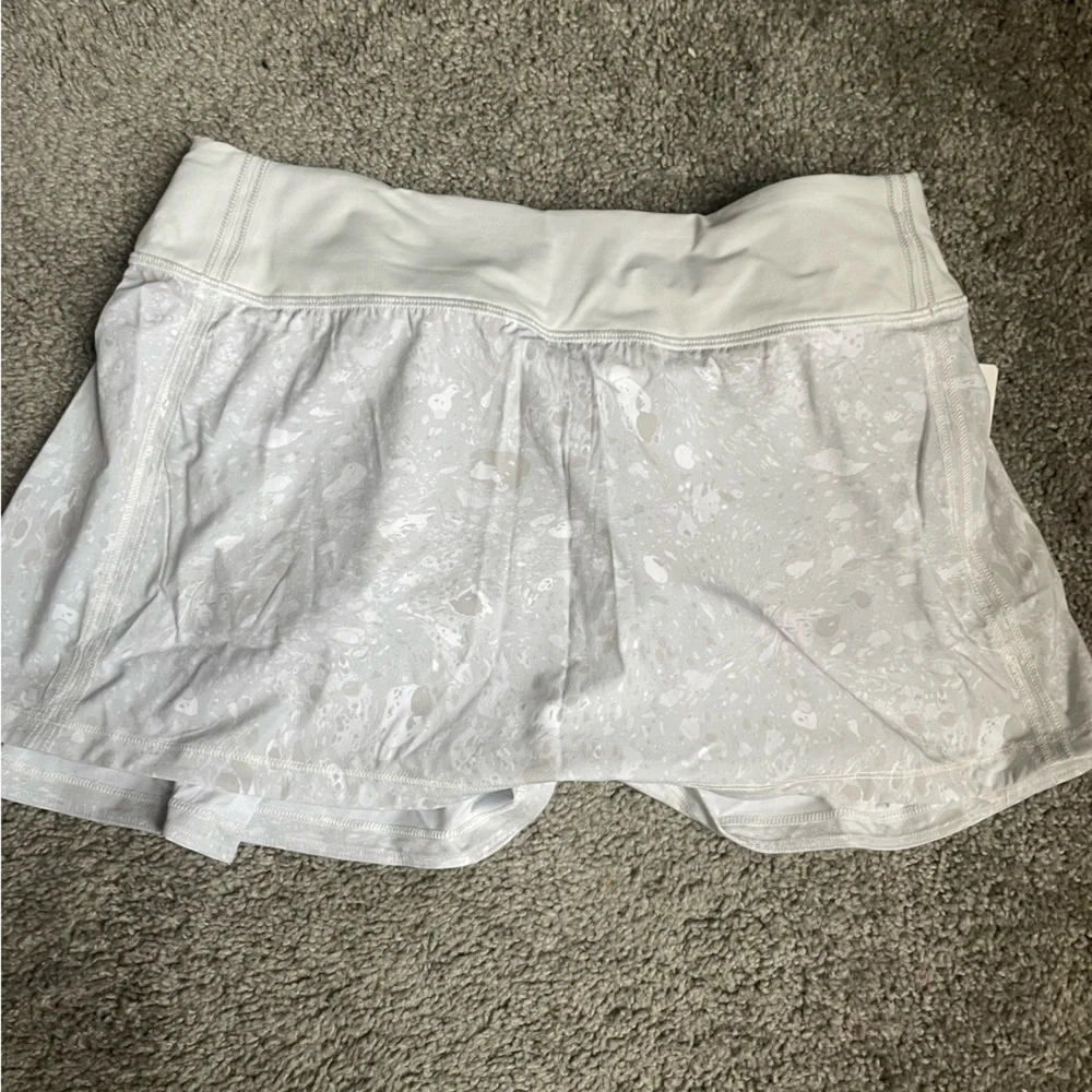 Lululemon skort brand new athletic wear - Picture 1 of 4